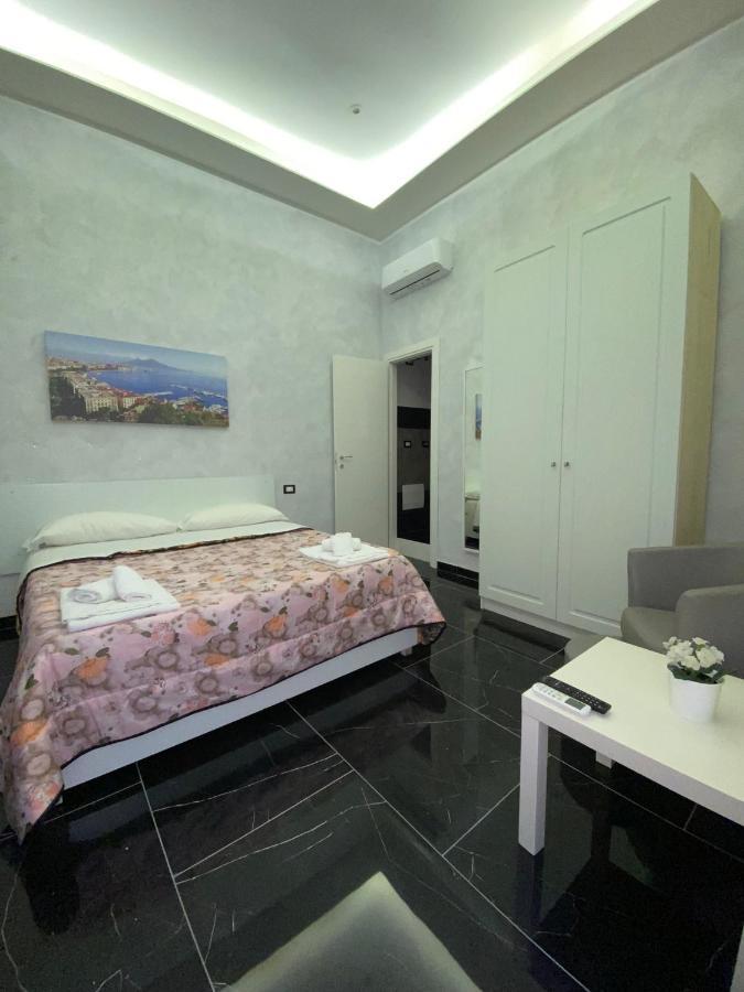 Hotel Savastano House Nápoles Exterior foto